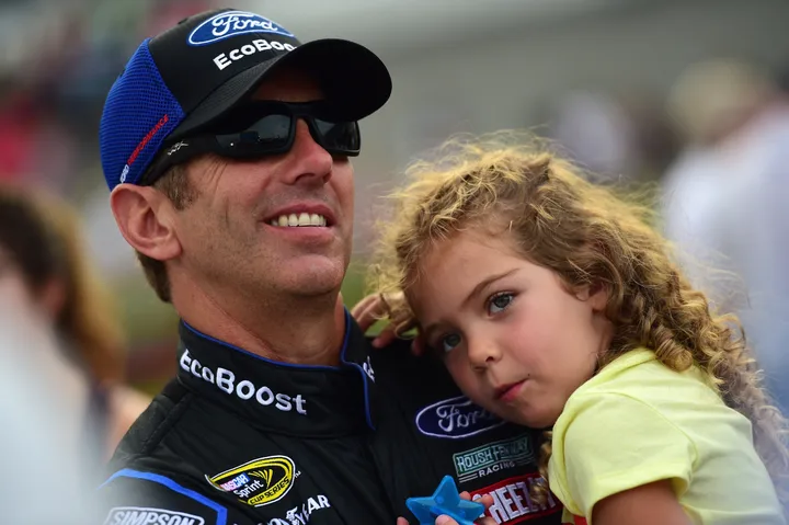 “Just Three Words…” — The Haunting Final Text a NASCAR Star’s Wife Sent in the Last Moments Before the Plane Suddenly Went Down, Leaving Investigators and Loved Ones Searching for Answers