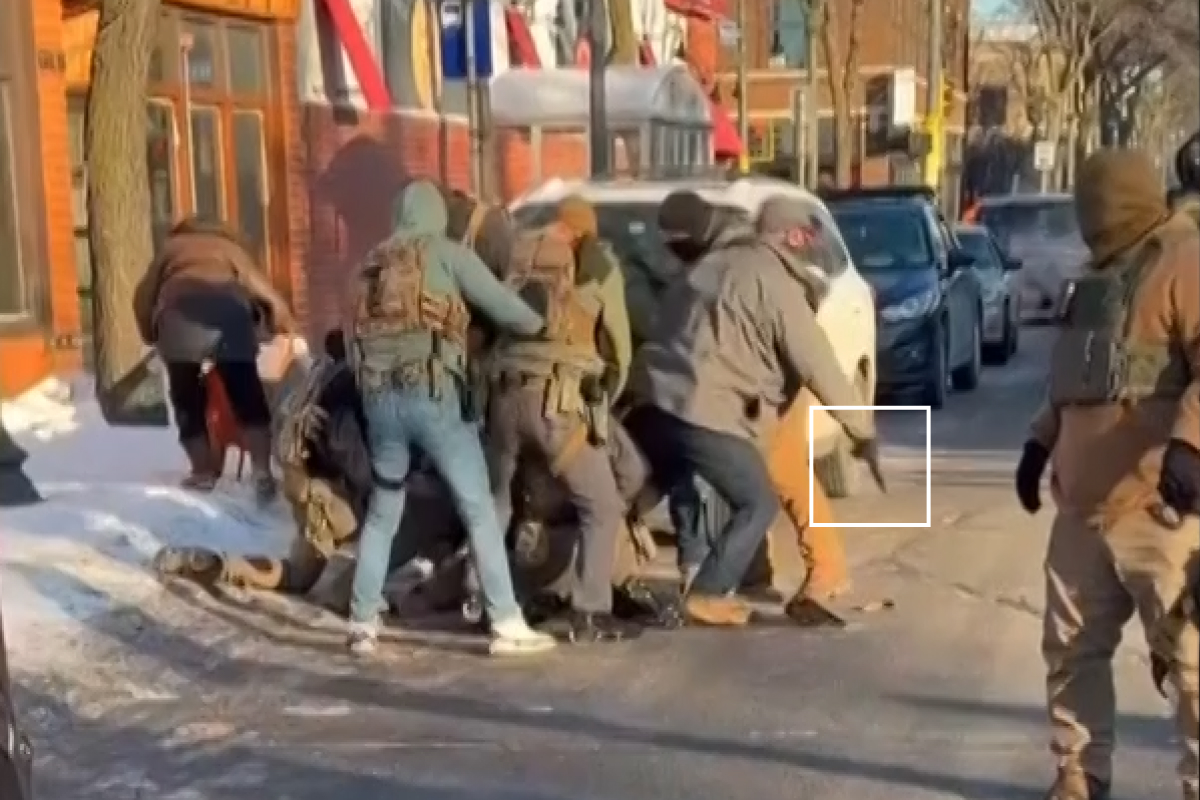 The family Alex Pretti says the first 15 seconds of the struggle show how the special forces handled their son in a horrific way, contrary to official statements