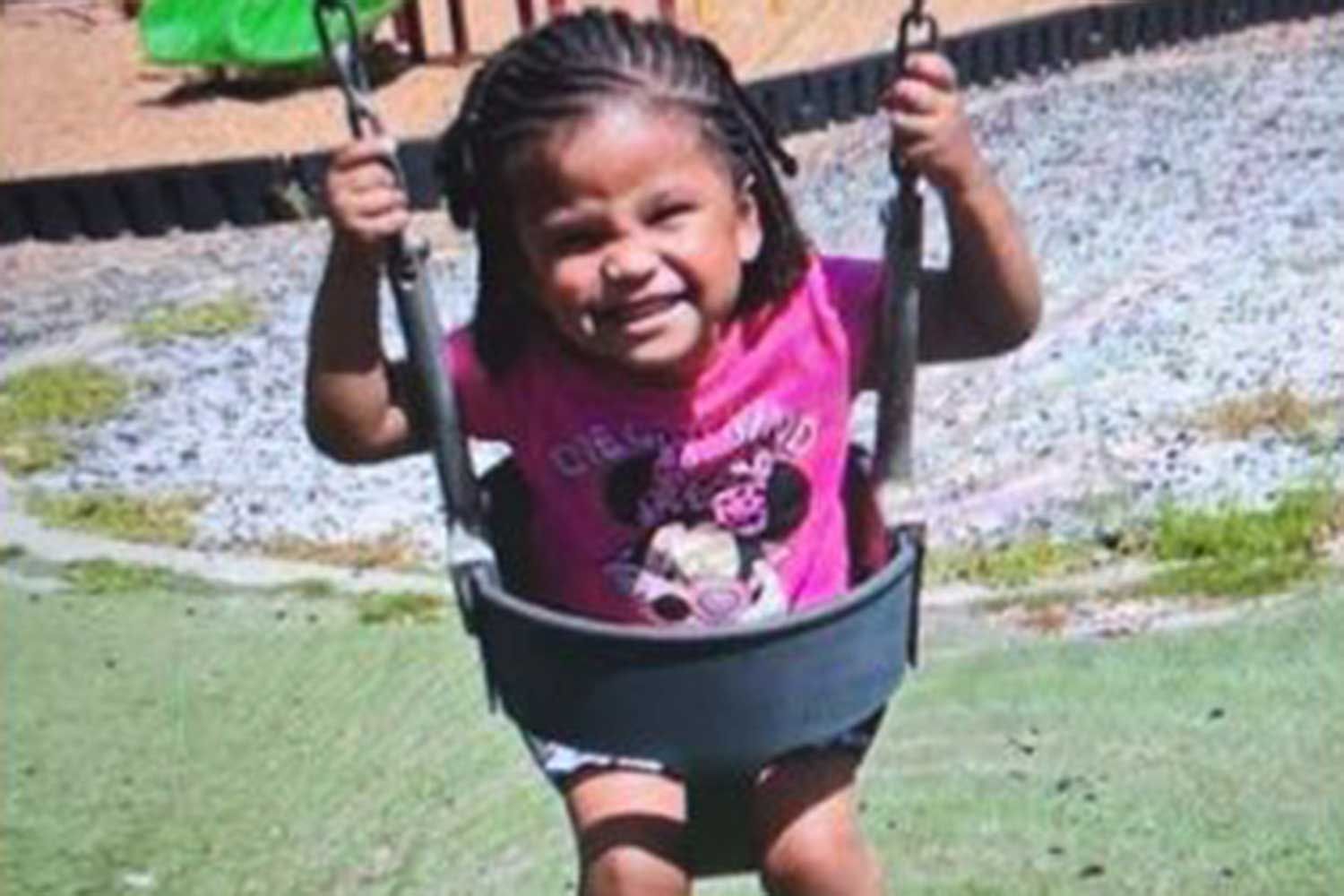 3 minutes ago: Mother Adrienne Reid just admitted a new clue to the police, the investigative team approached the riverbank and discovered